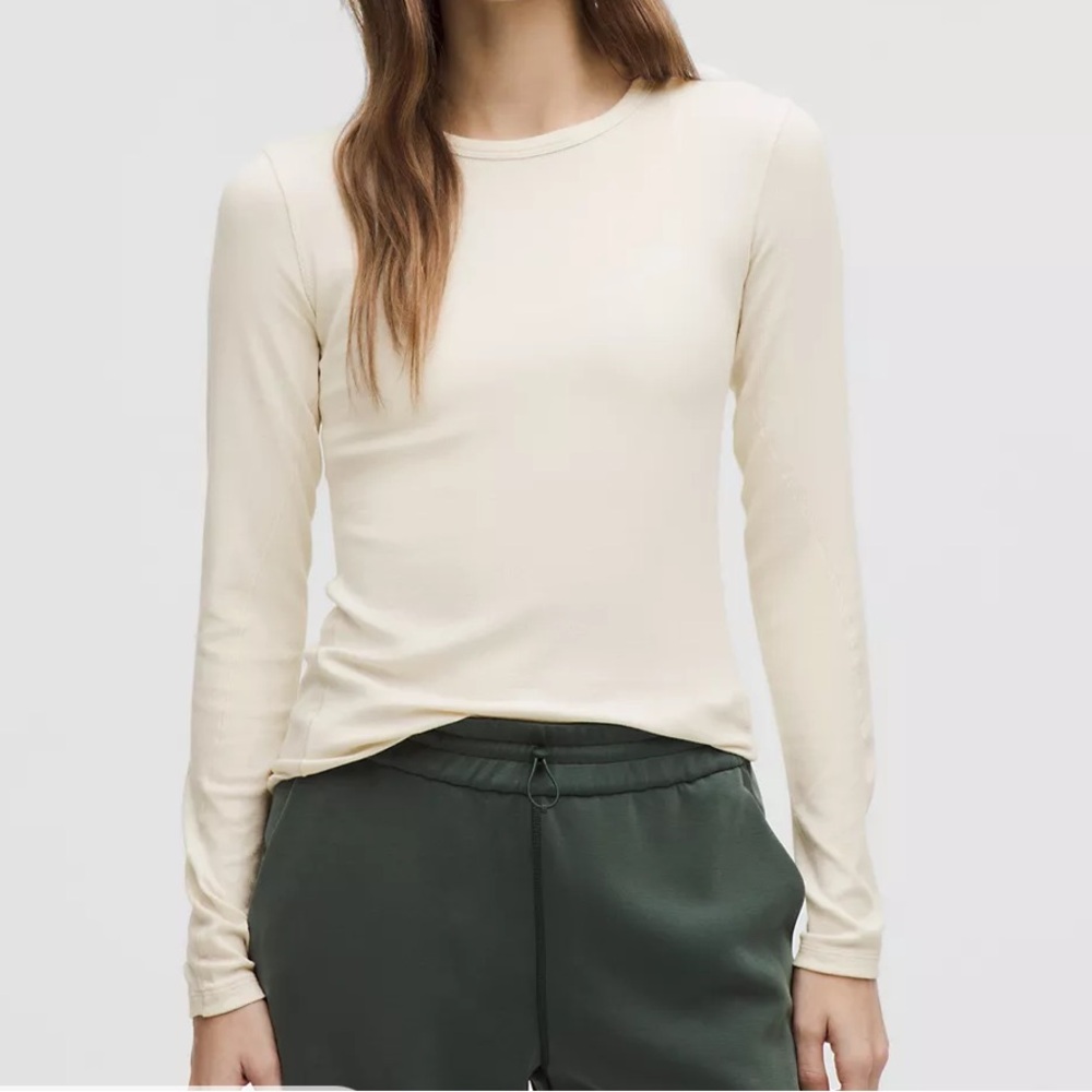 NWT  Lululemon Hold Tight Long Sleeve Top in Bone Long Sleeve Tee